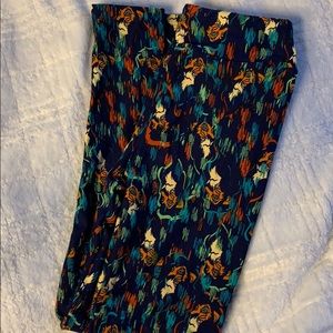 DISNEY lularoe leggings TWEEN